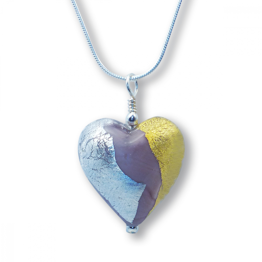 Murano Glass Heart Pendant - Esta Resina Photo